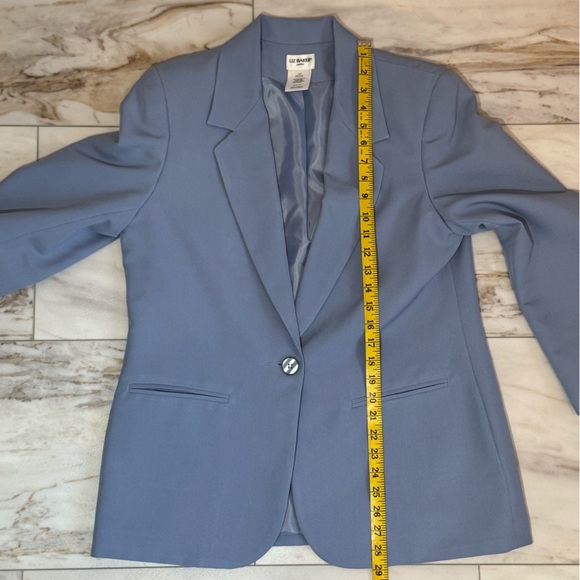 Liz Baker Petite Light Blue Skirt Suit Set – Size 12P & 14P - Picture 5 of 12
